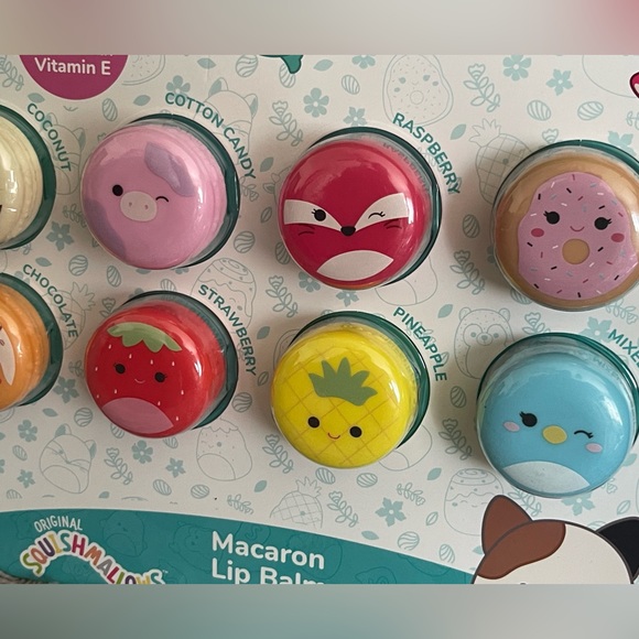 Squishmallows Macaron 8pc Flavored Lip Balms Set New in Package - Picture 5 of 7